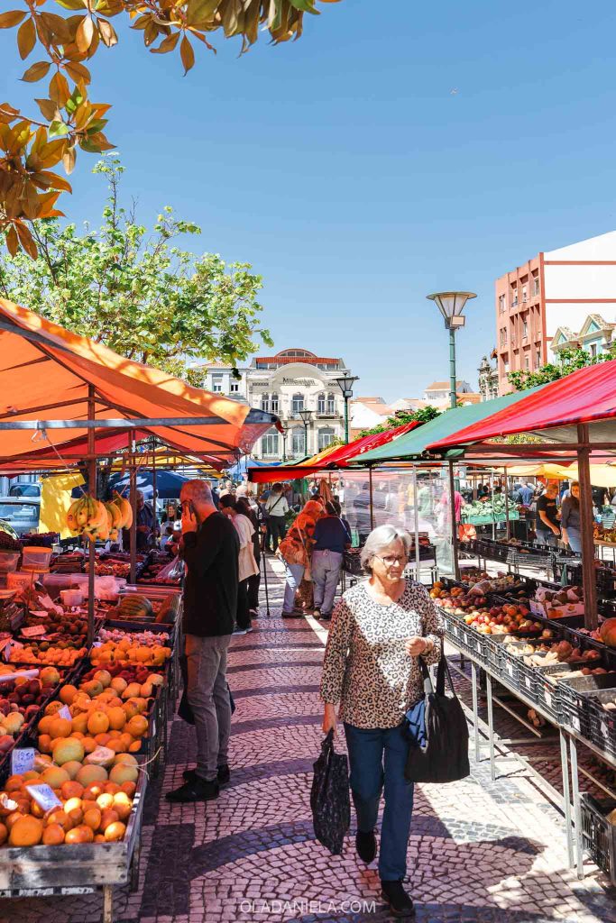 Mercado Praca Fruta in Caldas da Rainha