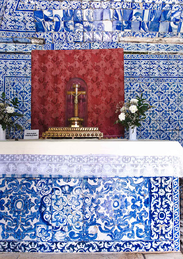 Azulejos of Nazare's Ermida da Memoria
