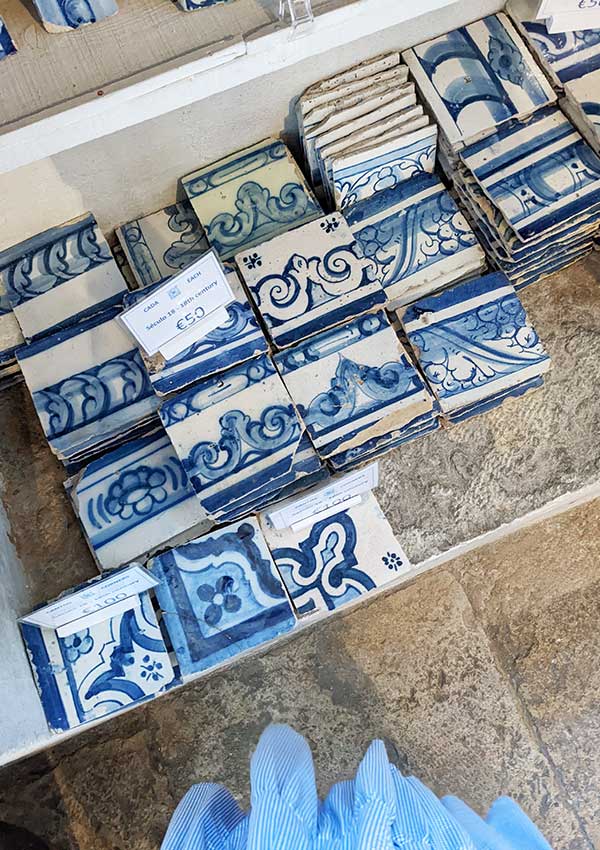 Solar Antiques Lisbon tiles